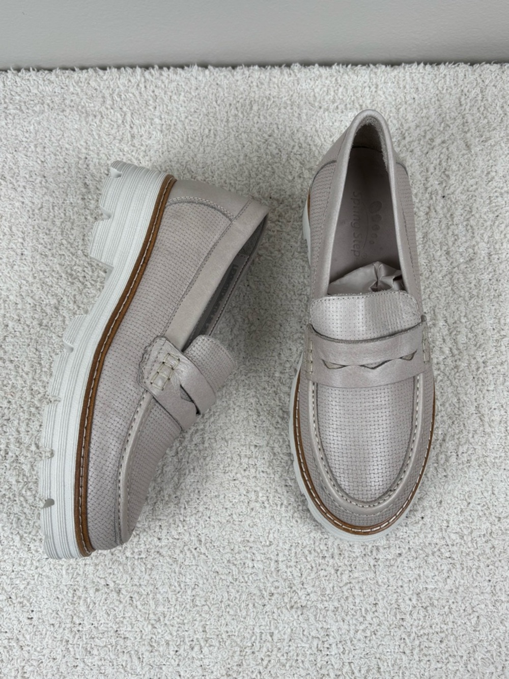 Spring Step Shoes Womens 38 US 7.5-8 Stone Lexington Slip On Penny Loafers Flaw‎